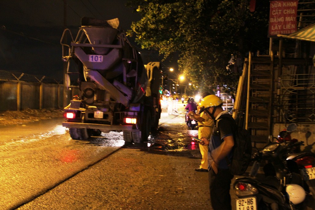 Va chạm xe bồn, một nam thanh niên tử vong