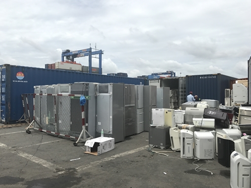 Container hàng điện tử nhập lậu bị bắt giữ tại cảng Cát Lái