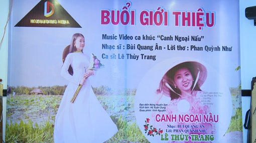 Ra mắt MV “Canh ngoại nấu” của cô học sinh yêu dòng nhạc dân gian