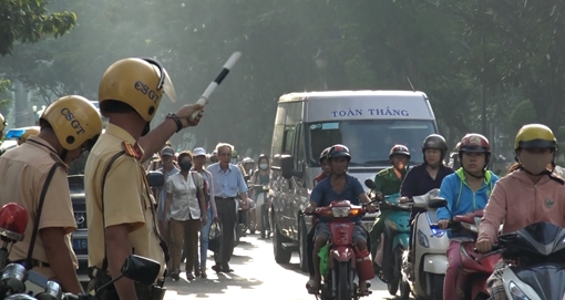 Đảm bảo an toàn giao thông cho ngày đầu năm học mới