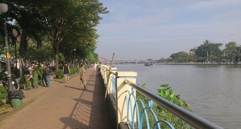 Phát hiện thi thể nam trên sông Sài Gòn