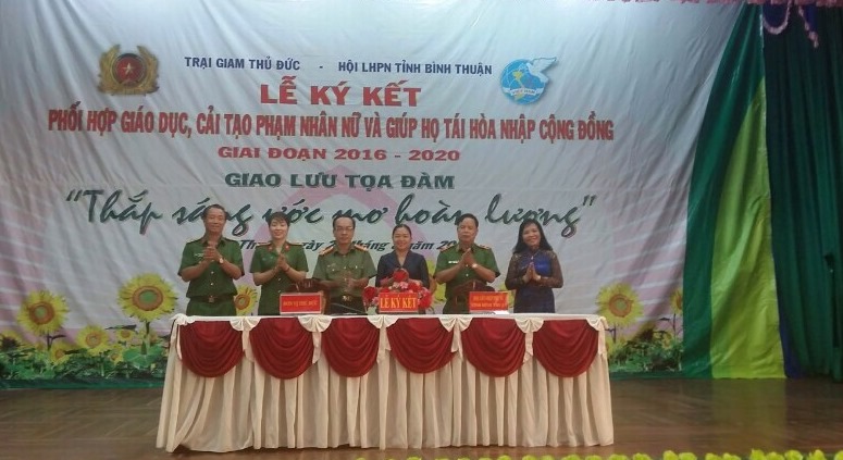 Ký kết quy chế phối hợp giáo dục, cải tạo phạm nhân nữ