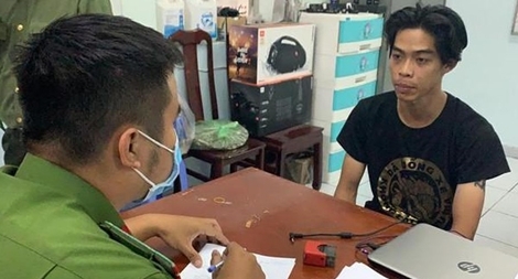 Tên cướp trong vai nhân viên điện lạnh khu chung cư