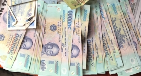 Tìm chủ nhân của số tiền 27 triệu đồng bỏ lại tại quán cơm