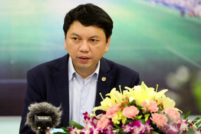 Nghẽn mạng web bán vé AFF Cup: “Chết” để sống tốt hơn 