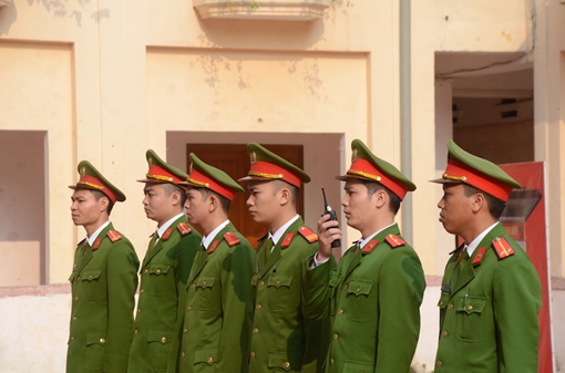 Cảnh sát bảo vệ mục tiêu cơ quan đại diện Ngoại giao so tài nghiệp vụ