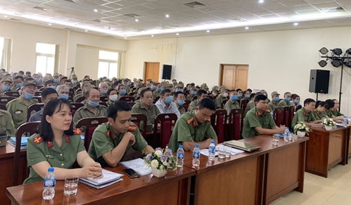 Công an quận Đống Đa tập huấn pháp luật, nghiệp vụ cho lực lượng bảo vệ dân phố