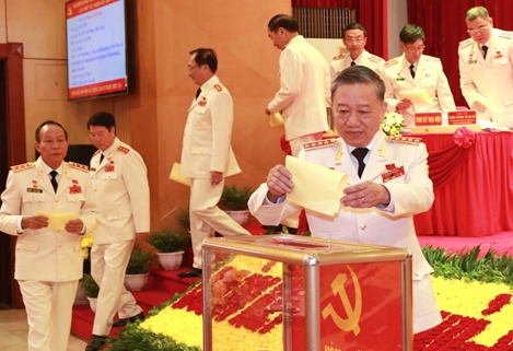 Bầu Đoàn đại biểu Đảng bộ Công an Trung ương dự Đại hội Đảng lần thứ XIII