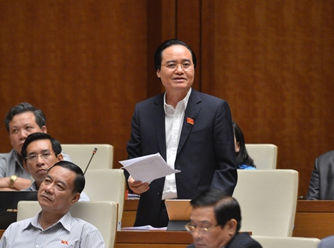 Sách giáo khoa lớp 1 đắt gấp đôi do dày hơn, chất lượng tốt hơn