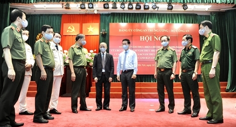 Học tập và làm theo Bác trong từng lĩnh vực công tác Công an