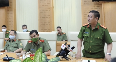 Phấn đấu tháng 9/2021 trả toàn bộ CCCD gắn chip cho người dân