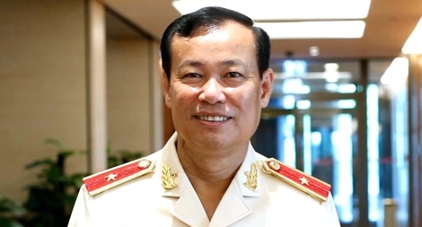 Thứ trưởng Lê Tấn Tới được giới thiệu bầu Chủ nhiệm Ủy ban Quốc phòng và An ninh