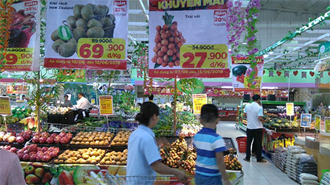 Đẩy mạnh tiêu thụ vải thiều cho nông dân