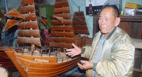 Lão ngư yêu biển