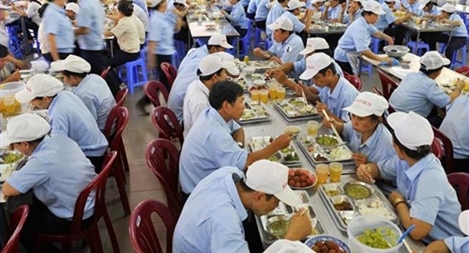 Tuyên dương 34 doanh nghiệp chăm lo tốt cho người lao động