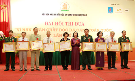 Phục hồi chức năng, dạy nghề cho hàng nghìn nạn nhân chất độc da cam