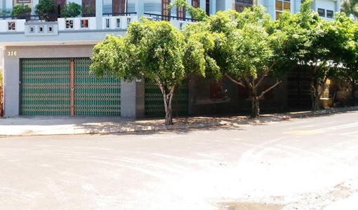 Ráo riết truy tìm hung thủ chém chết người ngay trên bàn nhậu