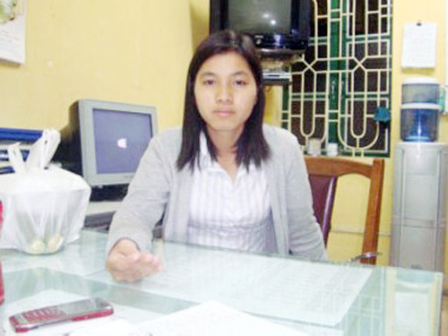 "Kiều nữ" giả danh cảnh sát "chăn" giai trẻ