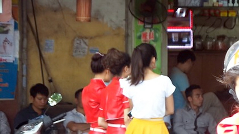 Nữ quái tiếp thị