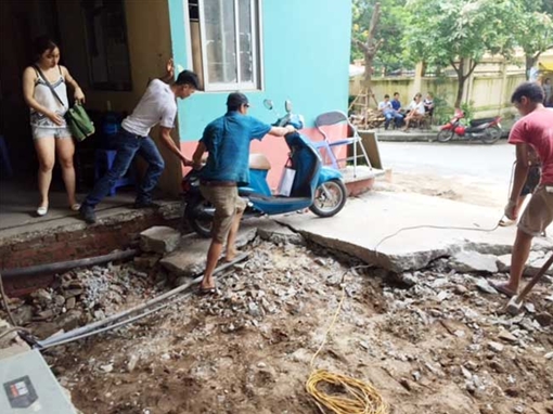 Nhà tái định cư xuống cấp trầm trọng