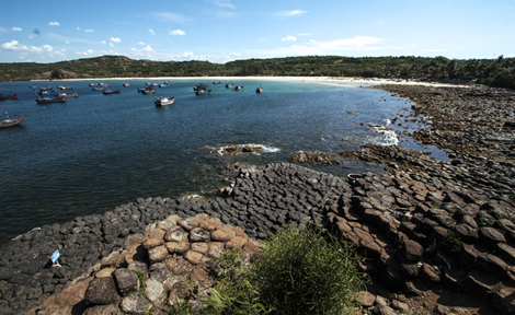 Không gian văn hóa đá ven biển
