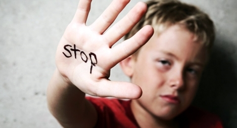 Vào tù vì hiếp bạn trai của con gái