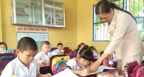 Rối rắm chuyện học của những đứa trẻ sau làn sóng chồng ngoại