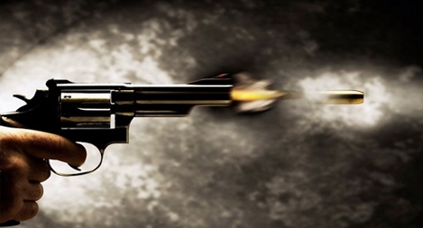 Bảo vệ công ty cao su nổ súng làm một phụ nữ bị thương