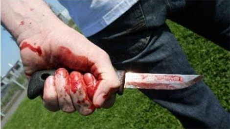 Bị nhắc nhở khi trêu ghẹo phụ nữ, mang dao đến đâm chết người