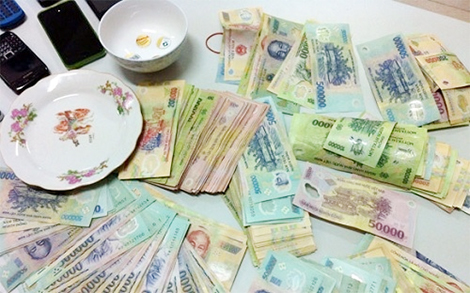 Thư khen các đơn vị triệt xóa 2 ổ nhóm đánh bạc quy mô lớn tại Hà Tĩnh