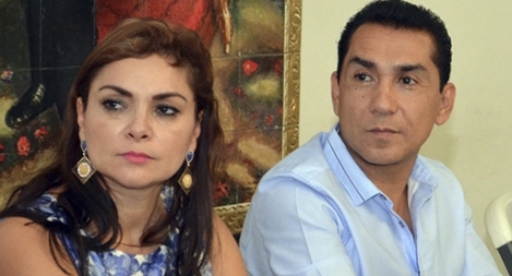 Lạm dụng quyền lực, cảnh sát trưởng phải xộ khám