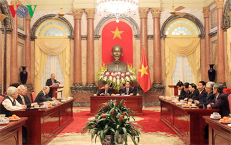 Chủ tịch nước gặp mặt cựu chuyên gia Việt Nam giúp cách mạng Campuchia