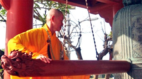 Rung chuông ở các cơ sở tôn giáo đêm giao thừa: nên tham khảo ý kiến