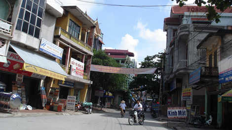 Thổ Tang, chuyện làng “lái”