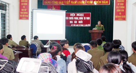 Phụ nữ và trẻ em vùng cao dễ bị lừa bán sang Trung Quốc