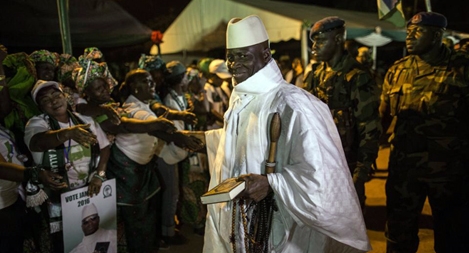 Tổng thống chiếm đoạt của công “thứ dữ”