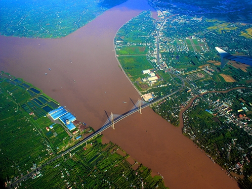 Mối nguy ô nhiễm đe dọa sông Cửu Long