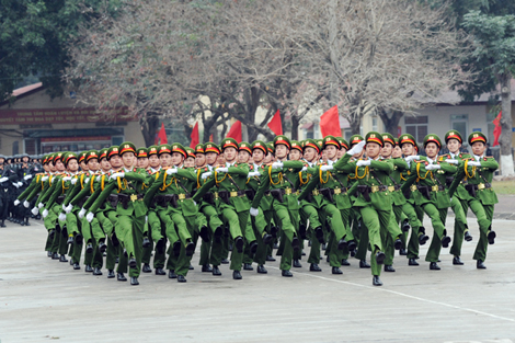 Lấy sự hài lòng của nhân dân làm thước đo