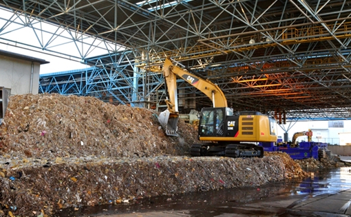 Hứng nghĩ về chuyện xuất khẩu rác