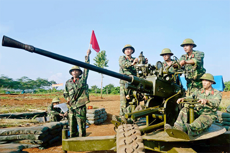 Không vì tác chiến công nghệ cao mà coi nhẹ nền quốc phòng toàn dân