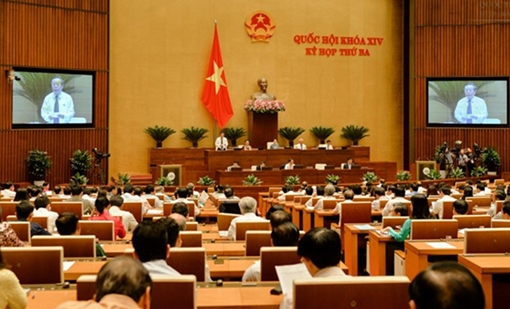 Quan điểm trái chiều về bỏ biên chế giáo viên