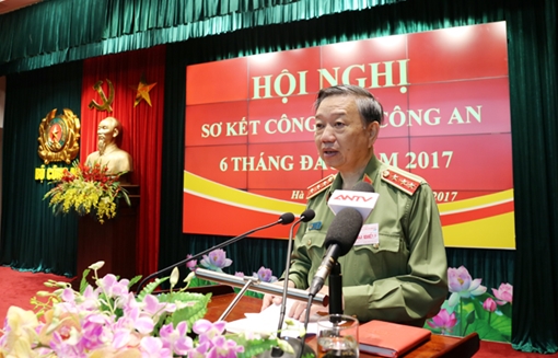 Bộ Công an nỗ lực đi đầu trong thực hiện Nghị quyết Trung ương 4, khóa XII