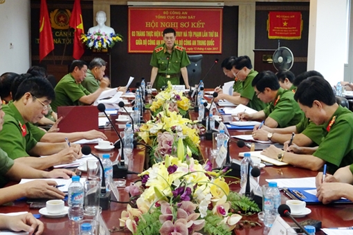 Những lát cắt khốc liệt và tinh vi khi bắt đối tượng truy nã quốc tế