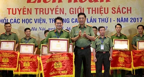 Bế mạc Liên hoan tuyên truyền, giới thiệu sách khối các học viện, trường CAND