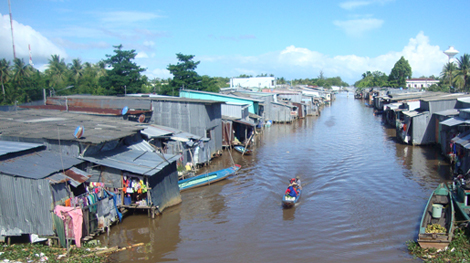 Năm Căn đi dễ về khó