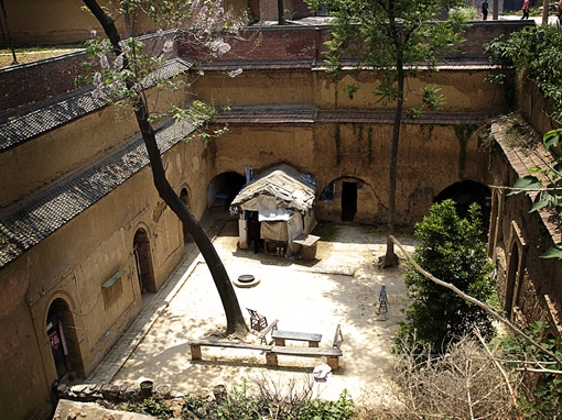 Ðịa Khanh Viện Ngôi làng “tàng hình”  ở Trung Quốc