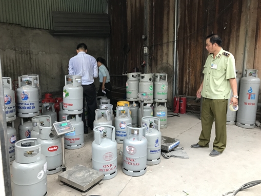 Phát hiện nhiều điểm sang chiết gas trái phép