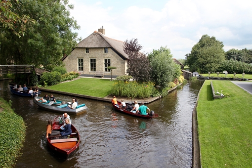Giethoorn: Ngôi làng chỉ có đường khi đông về