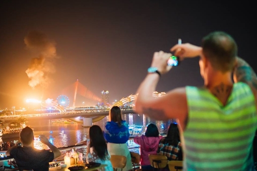 “Săn vị trí đắc địa” để xem màn trình diễn pháo hoa đỉnh cao của Ý – Hong Kong