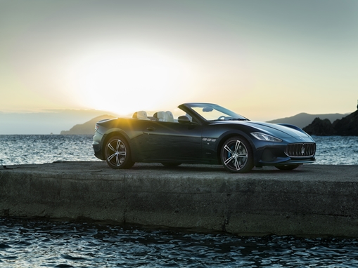 Maserati GranCabrio 2018 - khi con người và cỗ máy quyện làm một